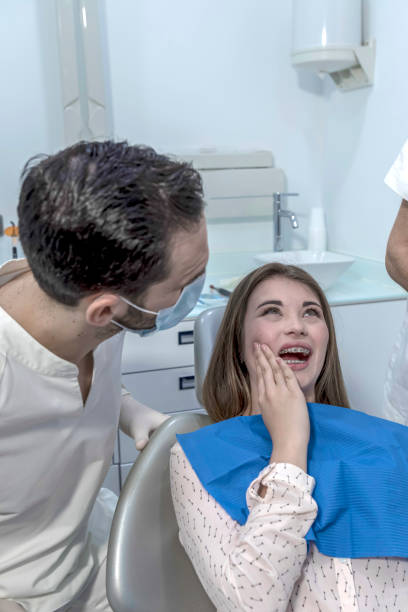 Best Weekend Emergency Dentist in Liberty City, TX